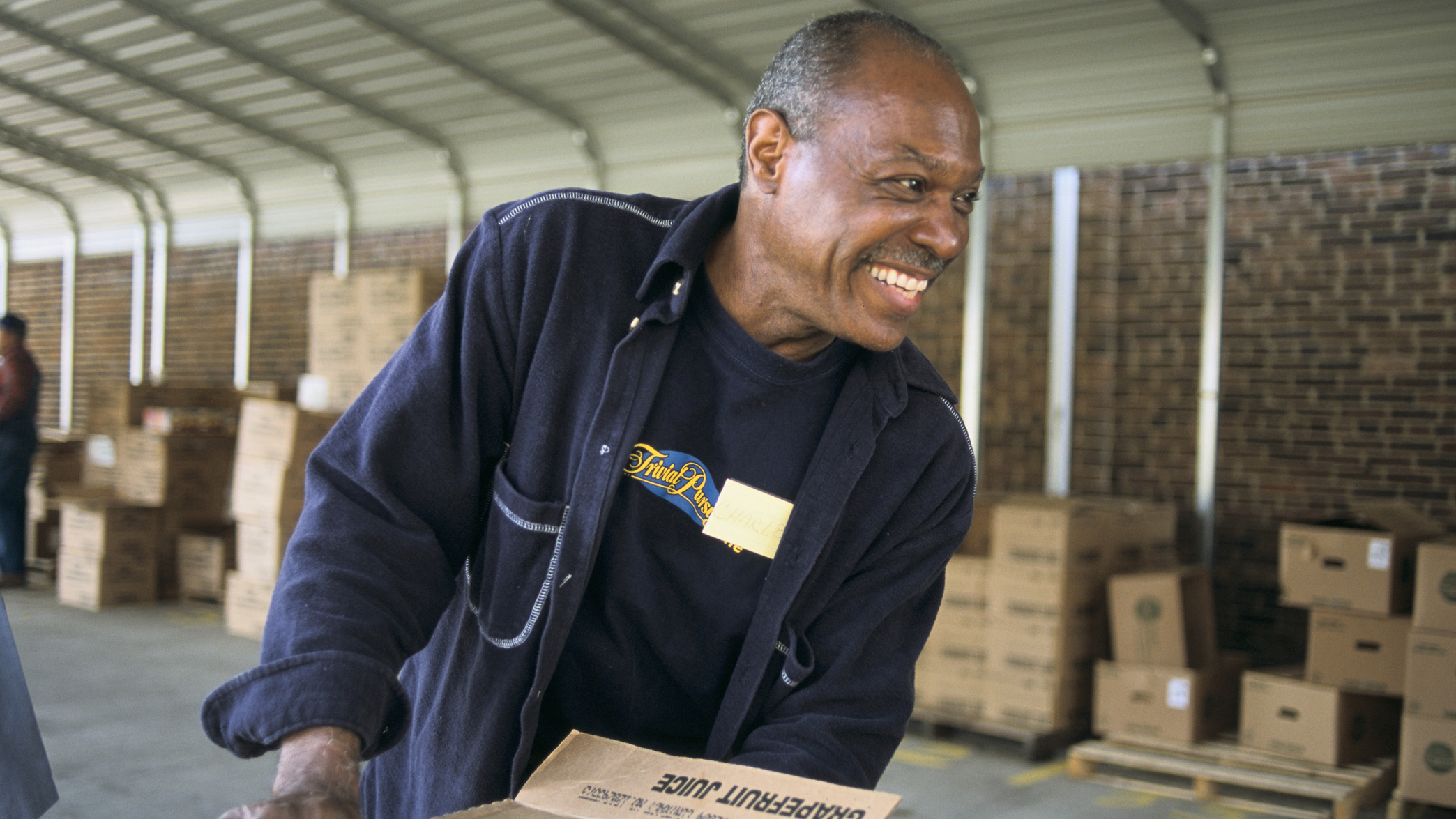 Man volunteering 